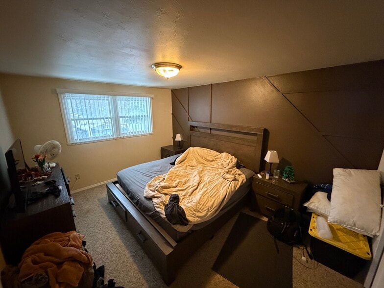 Main Bedroom - 2997 Sandia Dr