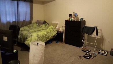 Building Photo - Beautiful 4 Bed in Fenway Available 9/1/26