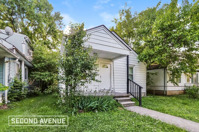 Building Photo - 3746 Kahlert Ave