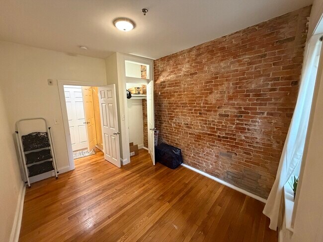 Building Photo - 830 Huntington Ave