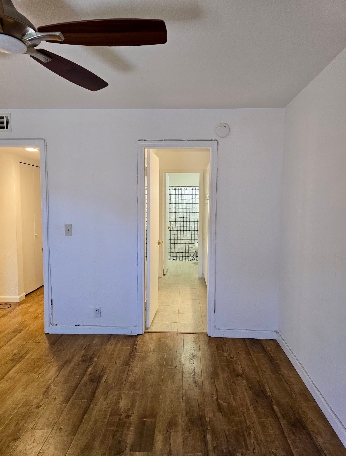 Building Photo - 1149 Via Montoya