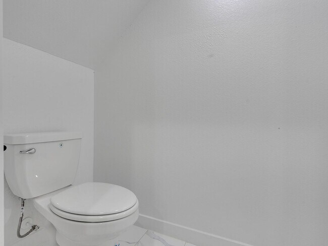 Building Photo - 8409 Mahalia Dr