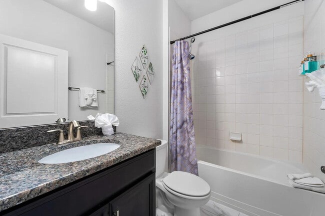 Building Photo - 4736 Sleepy Hollow Dr