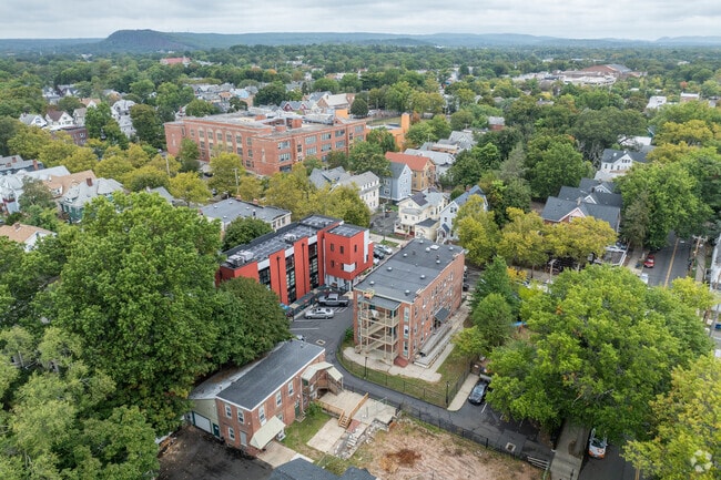 Aerial Photo - Kensington Square Apartments