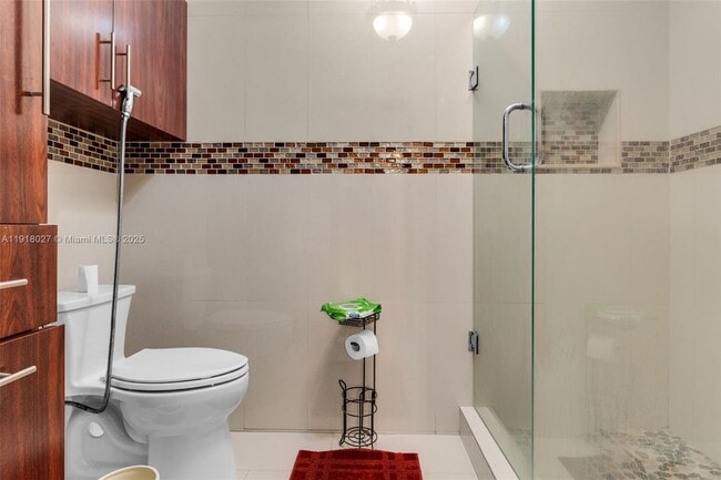 Building Photo - 9532 SW 154th Pl