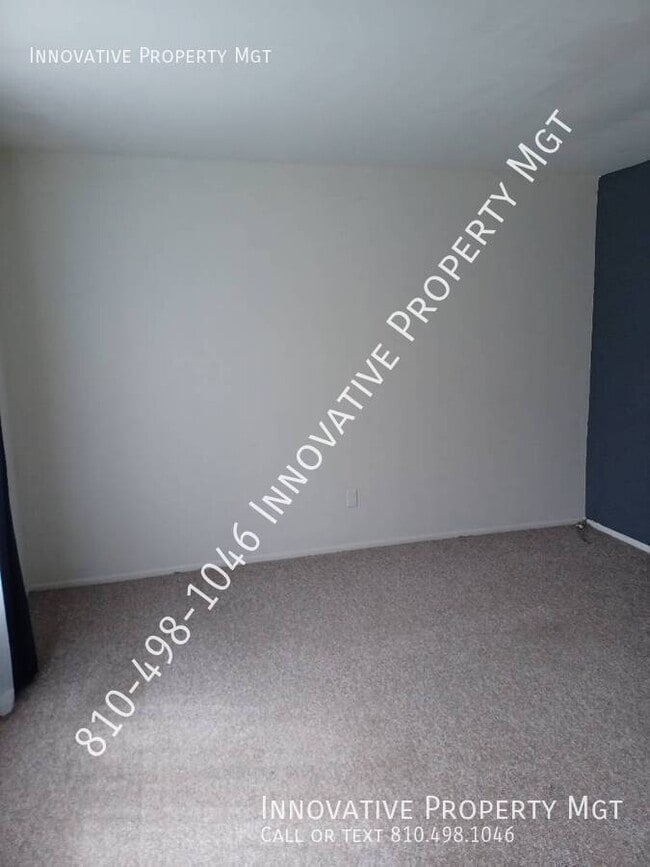 Building Photo - 6012 Holiday Gardens Dr