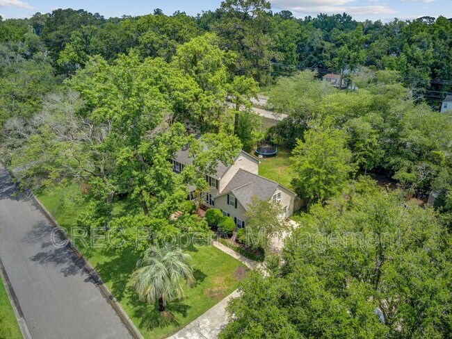 Building Photo - 109 Fort St