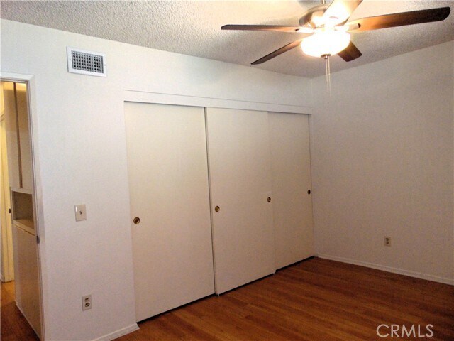 Building Photo - 880 Kimberly Ct