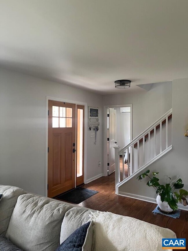 Building Photo - 603 Stagecoach Rd