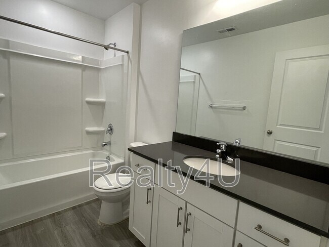 Building Photo - 1088 Waterway Ln