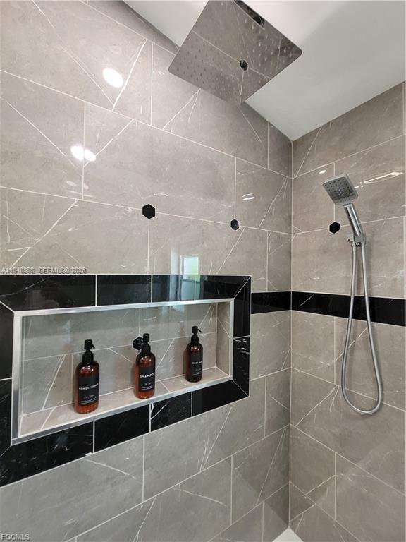 Building Photo - 237 SW 47th St