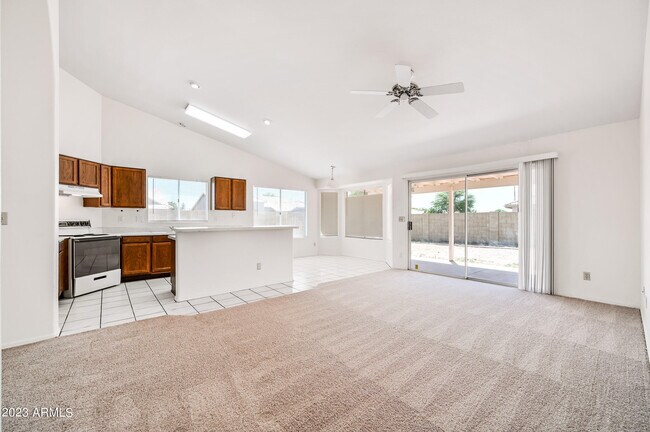 Building Photo - 856 54 Cir