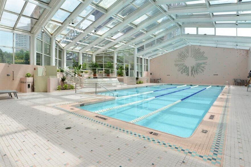 Building Photo - 4 Martine Ave