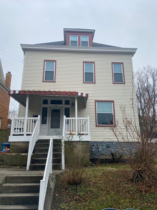 Building Photo - Recently updated building in Bellevue area of Pittsburgh