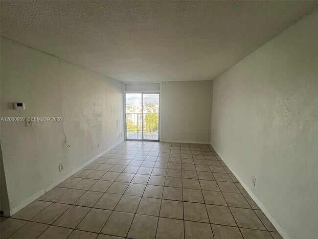Building Photo - 801 NW 47th Ave