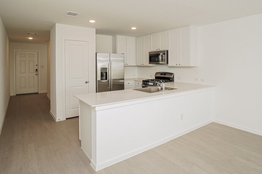 Building Photo - 1858 Musk Rose