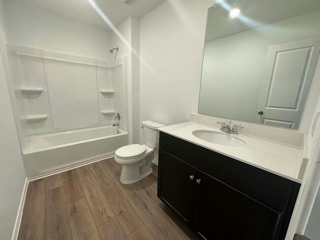 Building Photo - 280 Amber Gln