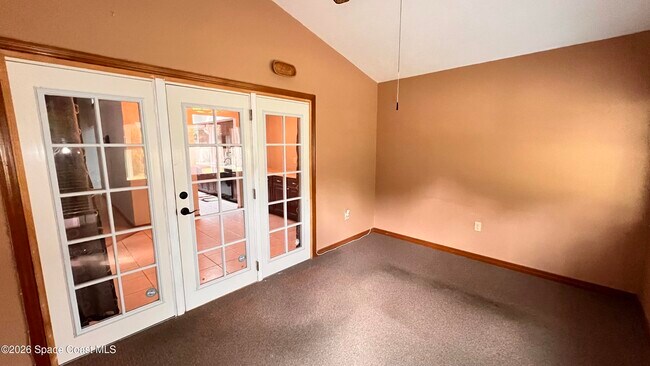 Building Photo - 1014 S Fork Cir