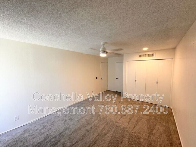 Building Photo - 1655 E Palm Canyon Dr