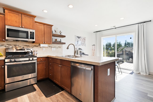 Building Photo - 6672 Udall Pl SE