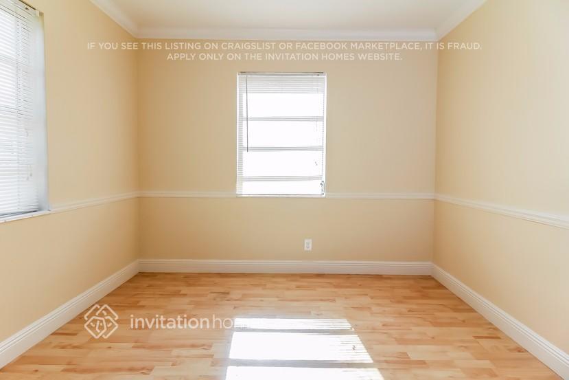 Building Photo - 6565 Westview Dr
