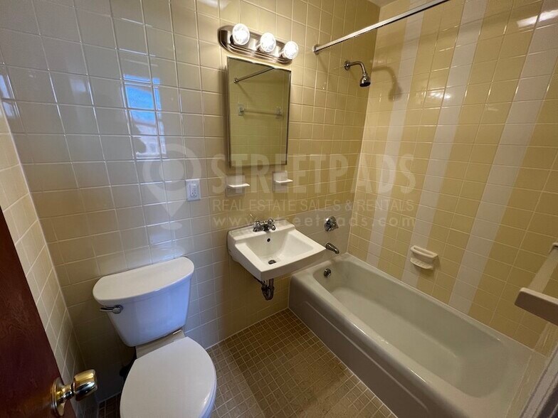 Building Photo - 60 Brighton Ave