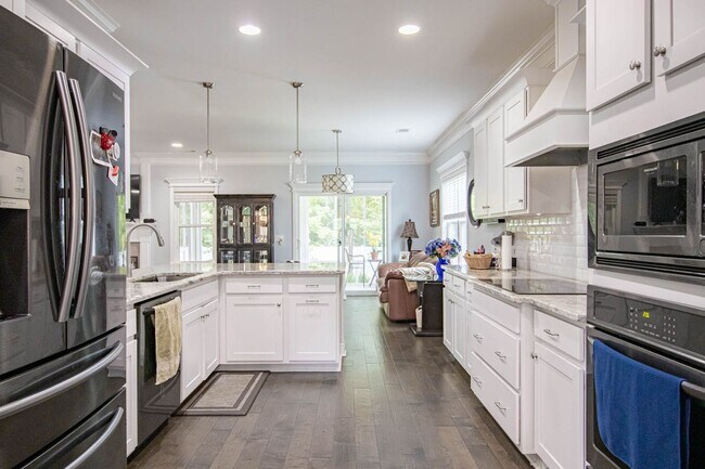 Building Photo - Savannah Quarters furnished Rental