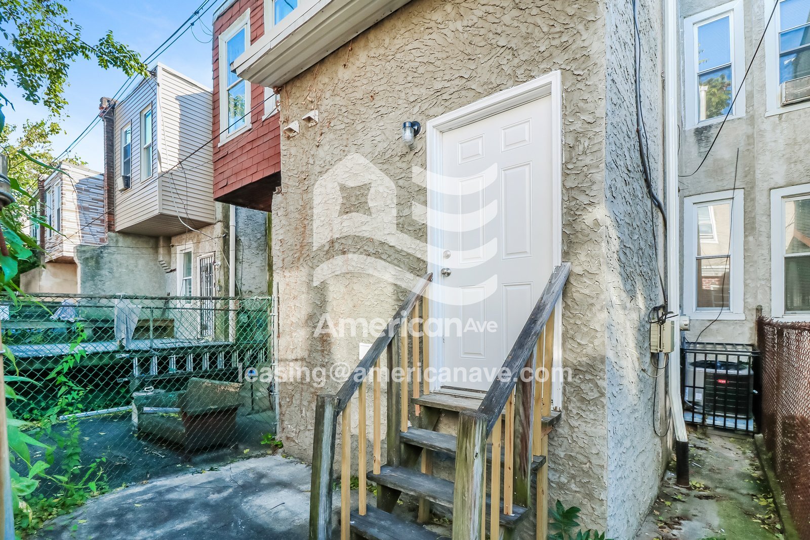 Building Photo - 234 N Hobart St