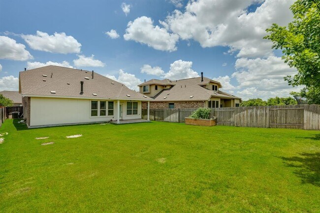 Building Photo - 2920 Rabbit Creek Dr