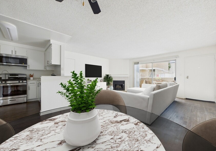 Building Photo - The Woodside Apartments