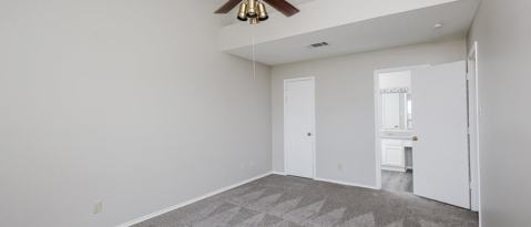 Building Photo - 4844 Thistledown Dr