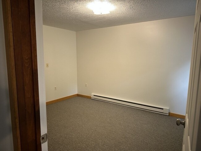 Building Photo - 738 Truman Pkwy