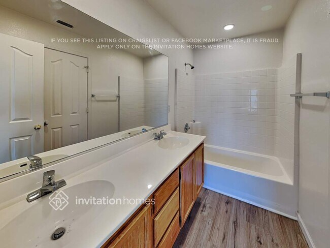 Building Photo - 3521 Tidewater Pl