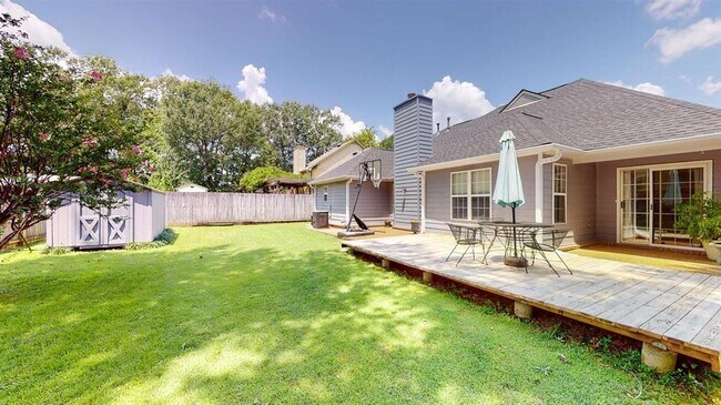 Building Photo - 195 Cross Point Dr