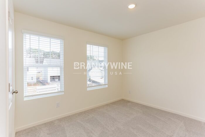 Building Photo - 84 Rowlett Pl