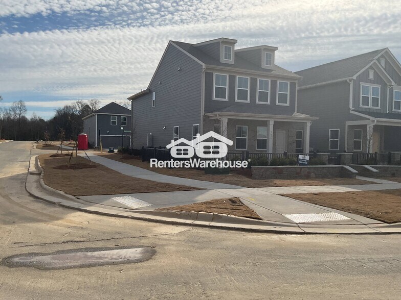 Building Photo - 3636 Pamlico St