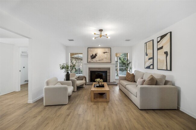 Building Photo - 10310 Minturn Ln