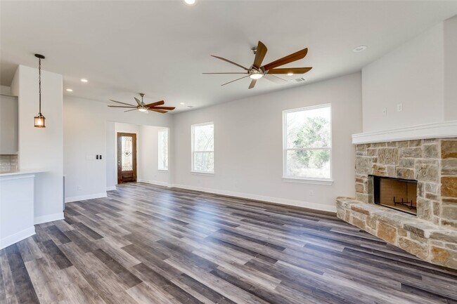 Building Photo - 137 Ohana Ct