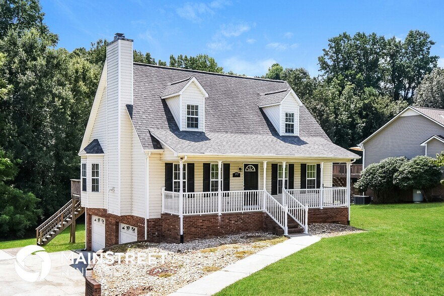 Building Photo - 397 Twin Valley Dr