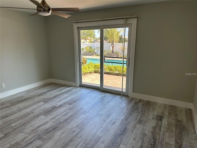 Building Photo - 440 50th Ave N