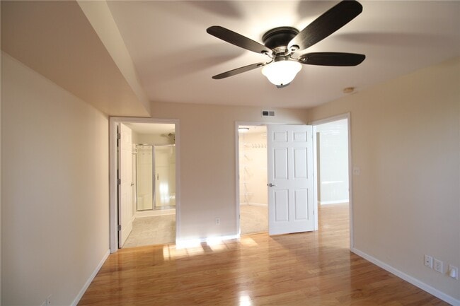 Building Photo - 5123 Welsh Dr