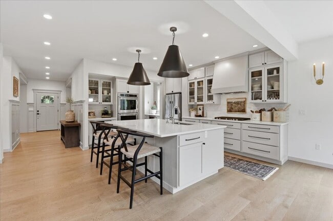 Building Photo - 4bd/2.5ba Carnation Home