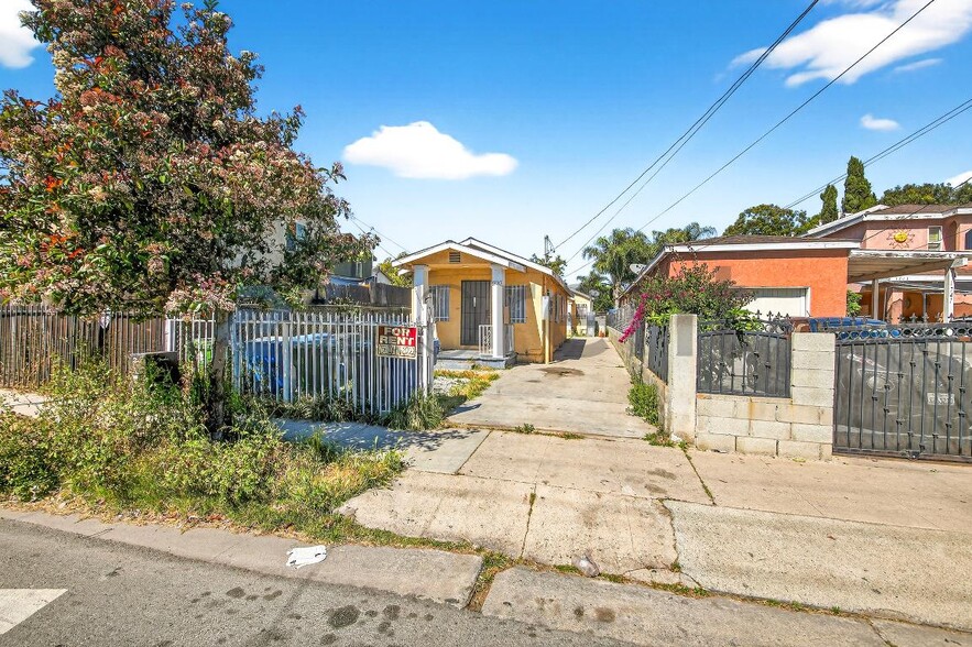 Building Photo - 1737 E 108th St