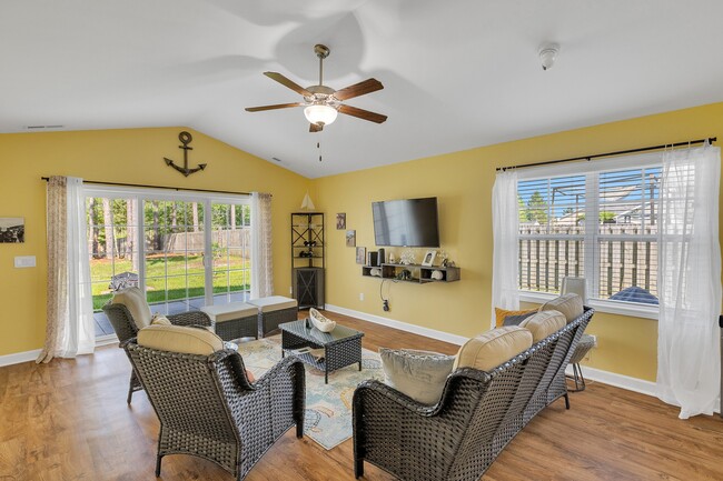 Building Photo - 117 Oyster Landing Dr
