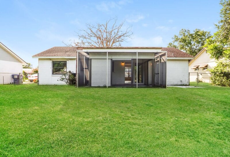 Building Photo - 1800 Loch Haven Ct