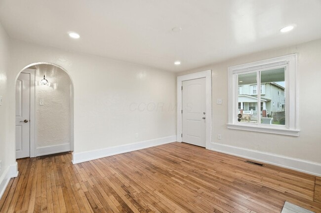 Building Photo - 270 S Cypress Ave