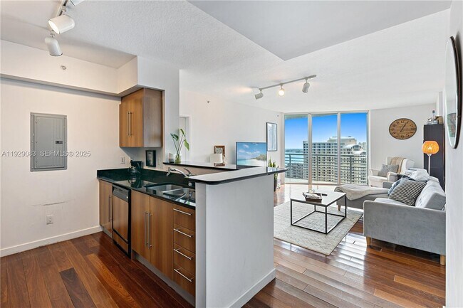 Building Photo - 335 S Biscayne Blvd