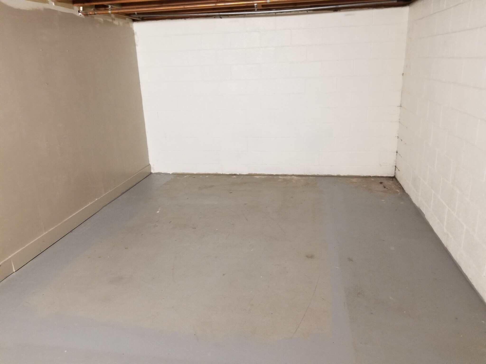 Building Photo - 1467 W Villard St