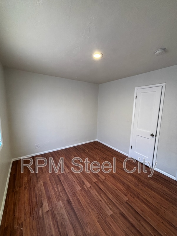 Building Photo - 2521 Emilia St