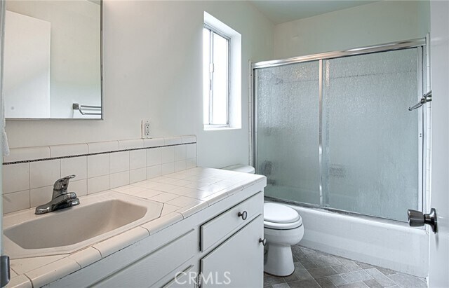 Building Photo - 125 W Escalones